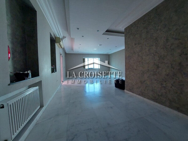 Appartement S+4 à Ain Zaghouan El Wahat